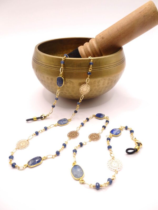 Himalayan Kyanite and Jade Glasses Chain